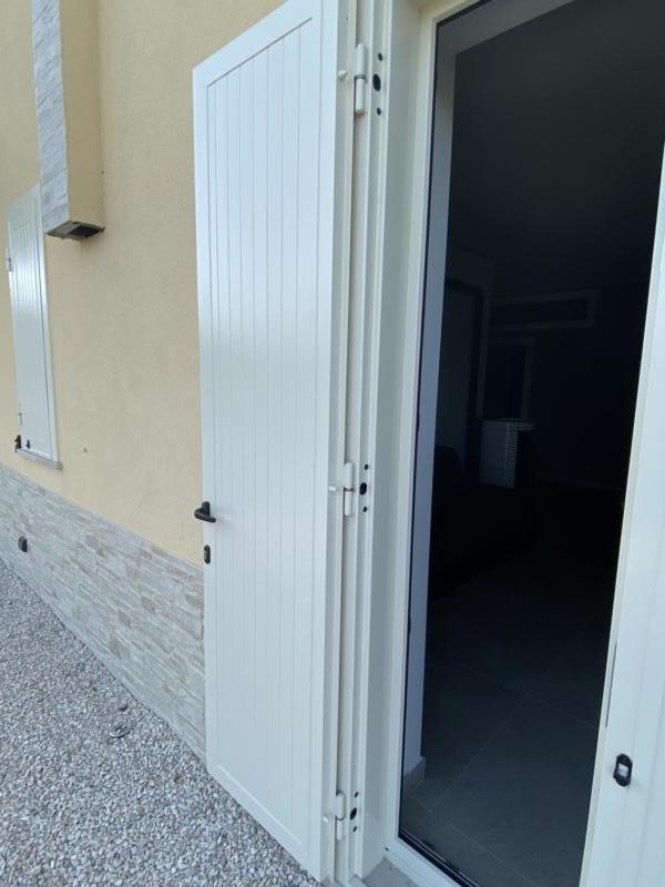 antoni-e-grate-fisse-e-grate-apribili-11