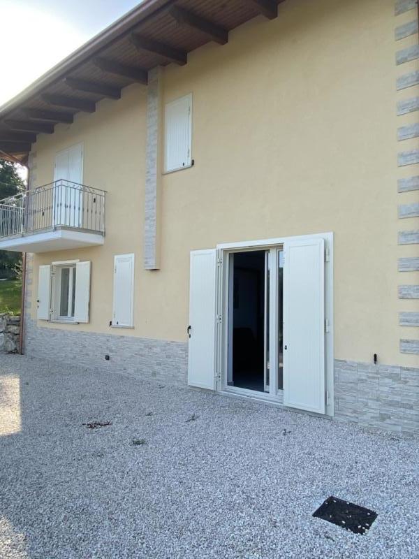 antoni-e-grate-fisse-e-grate-apribili-7