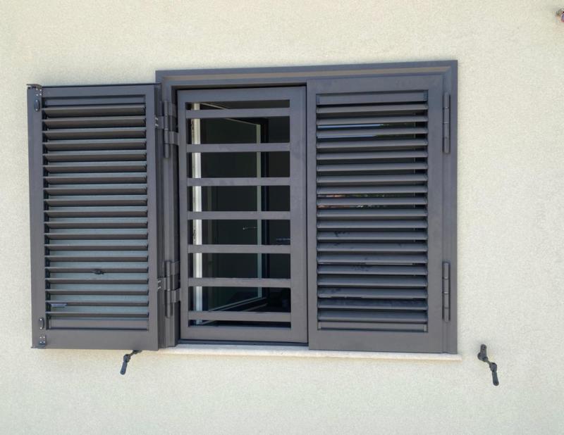 combinata-grata-persiana-alluminio-serie-polaris-power-security-3